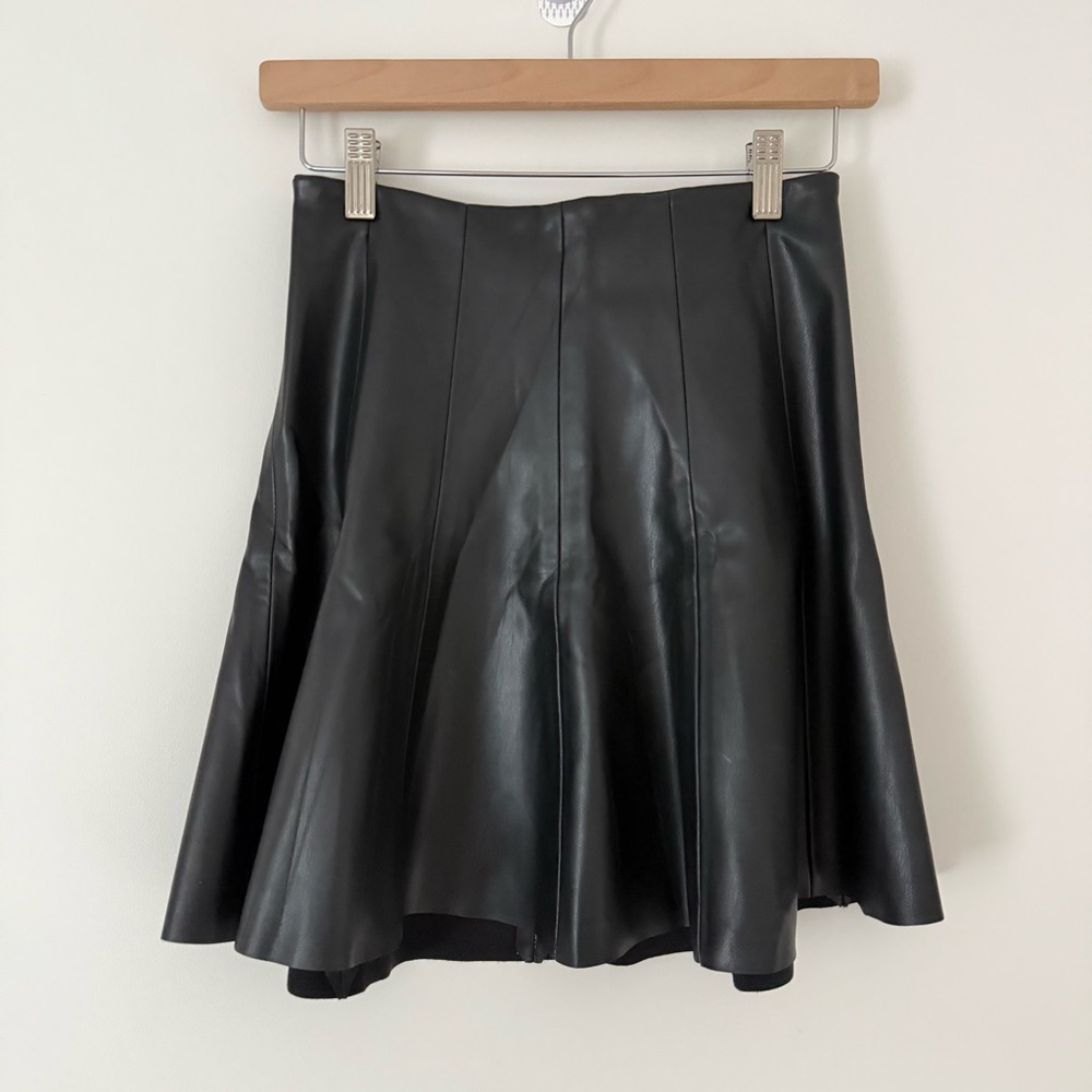 🌱2/$10 | Zara Leather Skirt